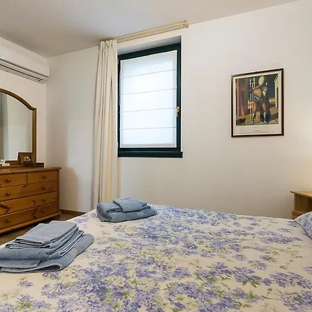 Ciliegio Apartman *